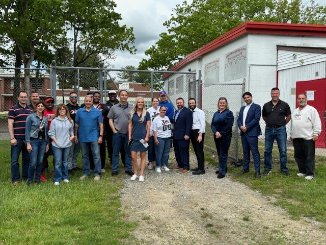 Volunteers Meet Ahead of Jackson Revitalization of Memorial High School Field House