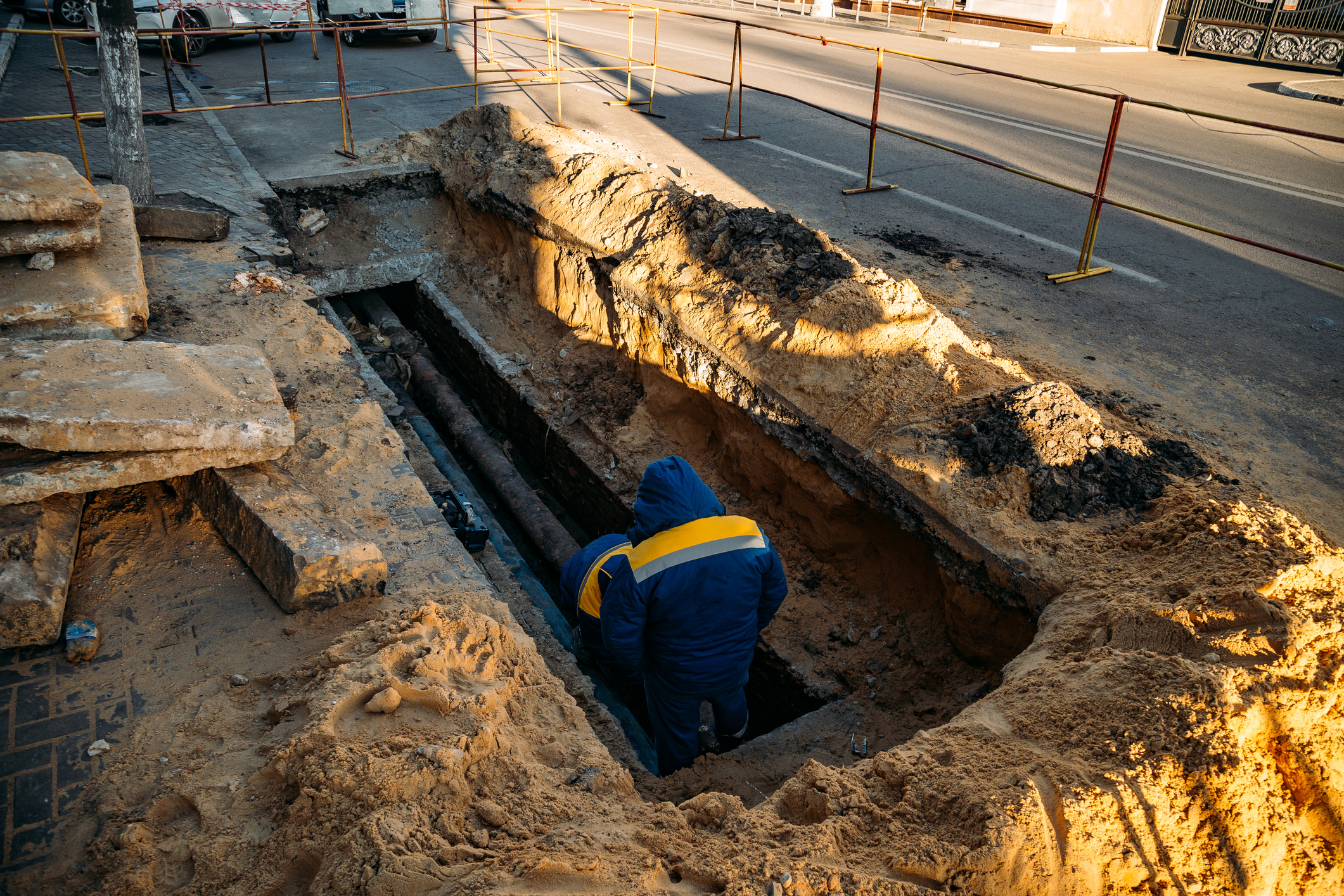 Closure of Holmdel Road for Sewer Line Connection