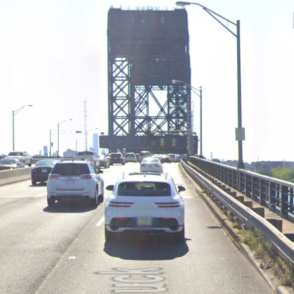 Flooding leads to lane closure near hackensack river drawbridge - photo licensed by shore news network.