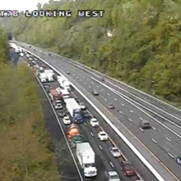 Tractor trailer fire disrupts traffic on i-78 in summit - photo licensed by shore news network.