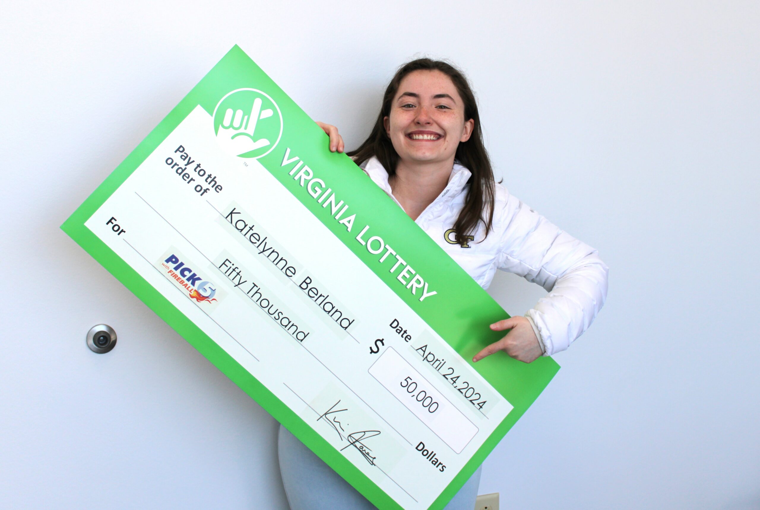 Yorktown Resident Wins $50,000 in Virginia Lottery