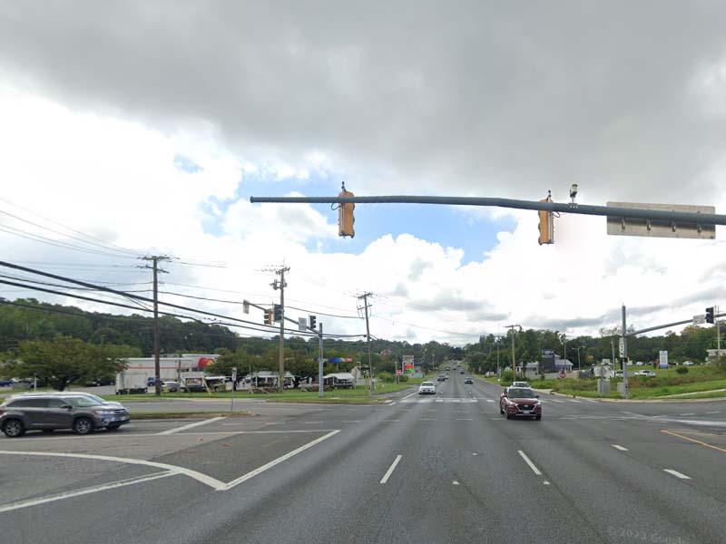 New Jersey Trucker Unharmed After Vehicle Runs Red Light in Fatal Maryland Crash