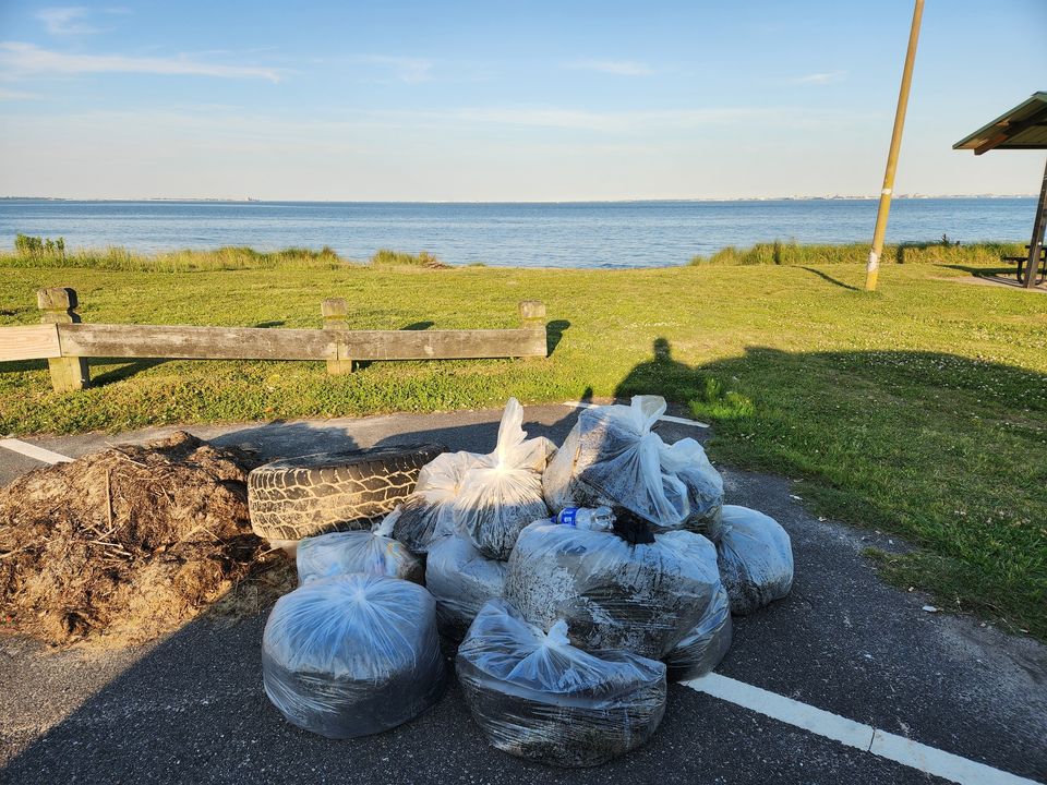 Newport News Police and Teens Team Up for Community Clean-Up