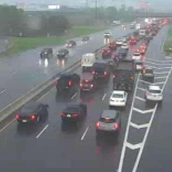 Traffic alert: crash with injuries on route 3 eastbound in secaucus - photo licensed by shore news network.