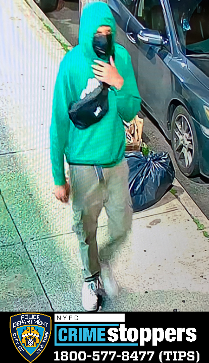 NYPD Manhunt for Rape Suspect in Queens Underway