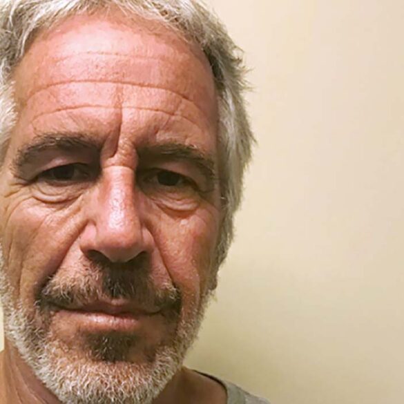 Hollywood, d. C. In panic mode after trump vows to release entire jeffrey epstein client list - photo licensed by shore news network.