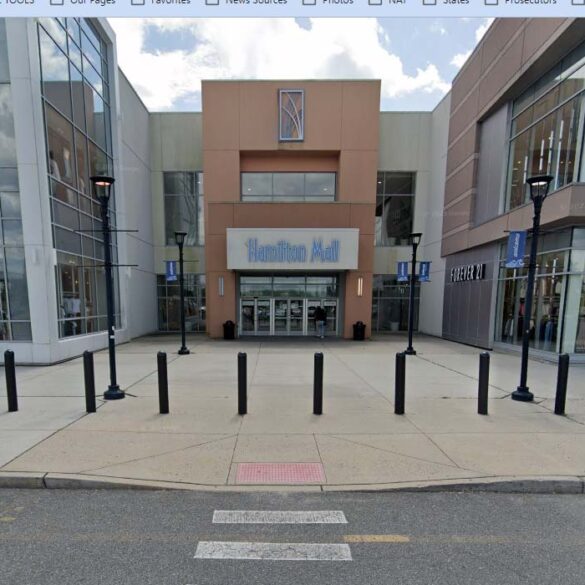 Cops surprised by overnight mall robbery suspects' ages - photo licensed by shore news network.