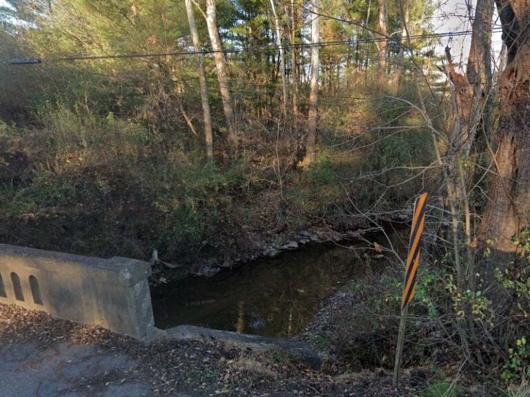 Two bodies found in pennsylvania creek - photo licensed by shore news network.