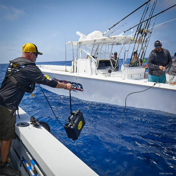 Sea tow continues keeping boaters at the jersey shore safe - photo licensed by shore news network.