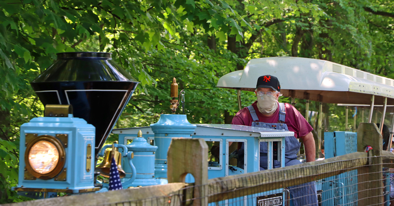 Essex County Turtle Back Zoo Hosts Brew at the Zoo