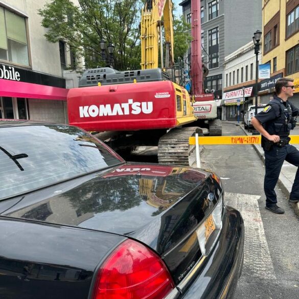 Yonkers official condemn building after collapse, order demolition - photo licensed by shore news network.