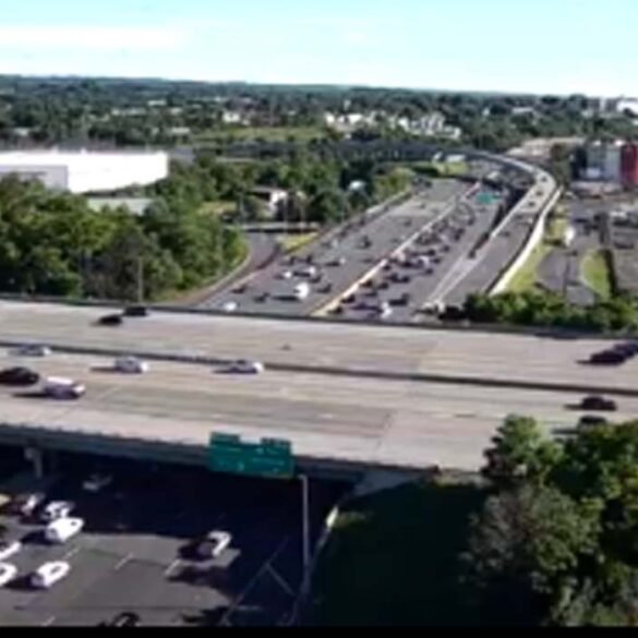 Downed pole on garden state parkway causes shoulder closure - photo licensed by shore news network.