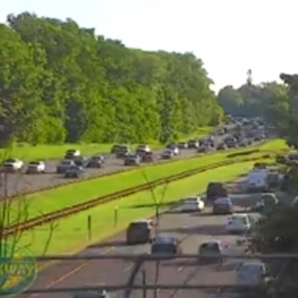 Traffic update: crash on garden state parkway cleared - photo licensed by shore news network.
