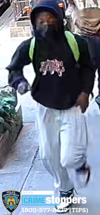 Armed Robbery Reported on Courtlandt Avenue