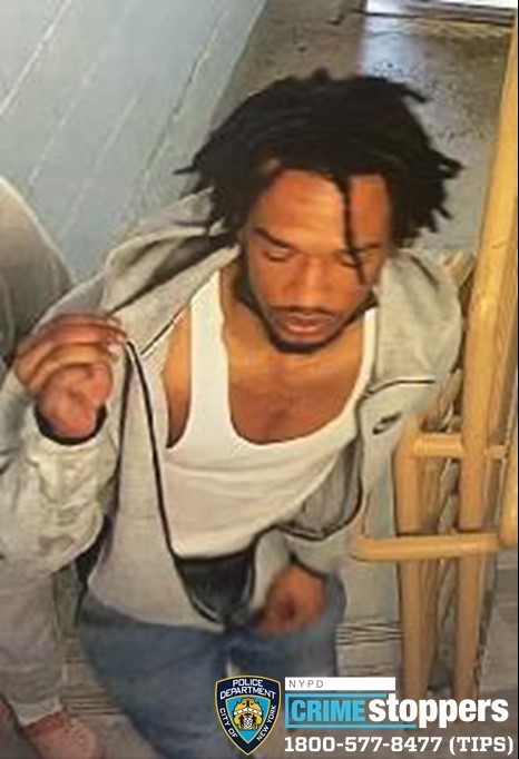 Police Seek Suspects in Robbery of 16-Year-Old Motorcyclist in Crotona Park Police Seek Suspects in Robbery of 16-Year-Old Motorcyclist in Crotona Park
