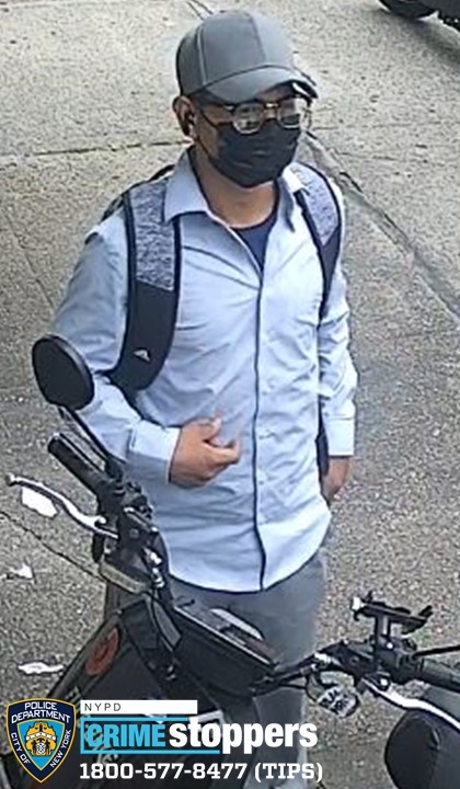 Distraction Theft on East 17 Street, Brooklyn Distraction Theft on East 17 Street, Brooklyn