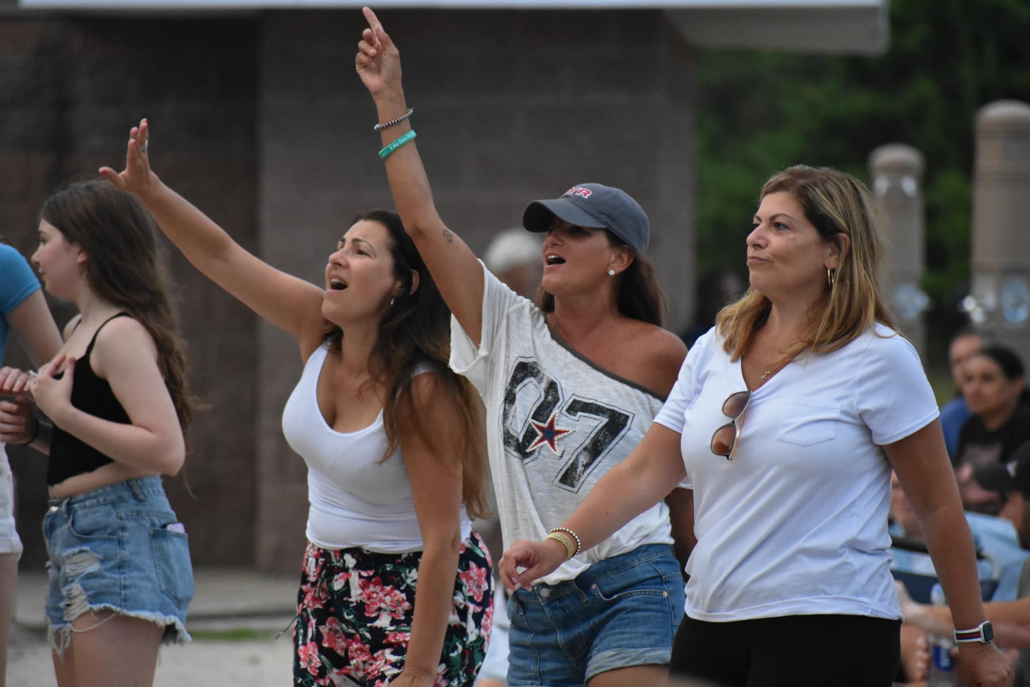Toms River Bayfront Concert Series Attracts Large Crowd, Delivers Big Fun For Residents