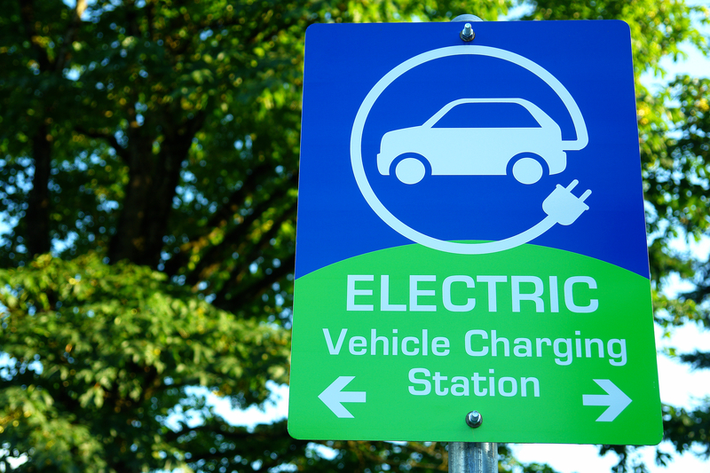 Governors Tout Federal Funding to Meet 2035 Gas Powered Car Ban Deadline