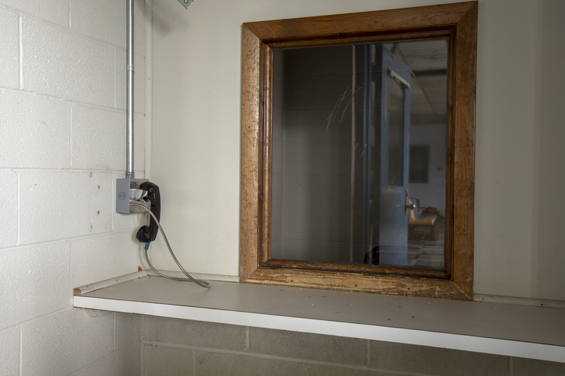 Battle Raging to Restore Free Phone Time to Illegal Migrants in New York