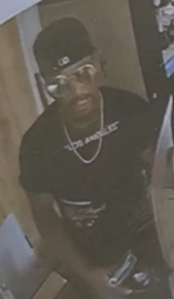 Cellphone Case Thief Sought in Northwest D.C. Cellphone Case Thief Sought in Northwest D.C.