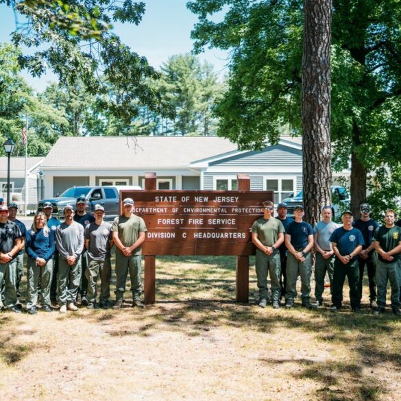 New jersey firefighters deployed to aid in idaho wildfires - photo licensed by shore news network.
