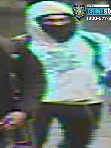 Teen Robbed at Knifepoint of Sneakers, iPhone at Brooklyn Train Station Teen Robbed at Knifepoint of Sneakers, iPhone at Brooklyn Train Station