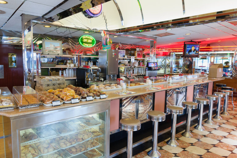 New jersey diner culture is alive and well in toms river - photo licensed by shore news network.