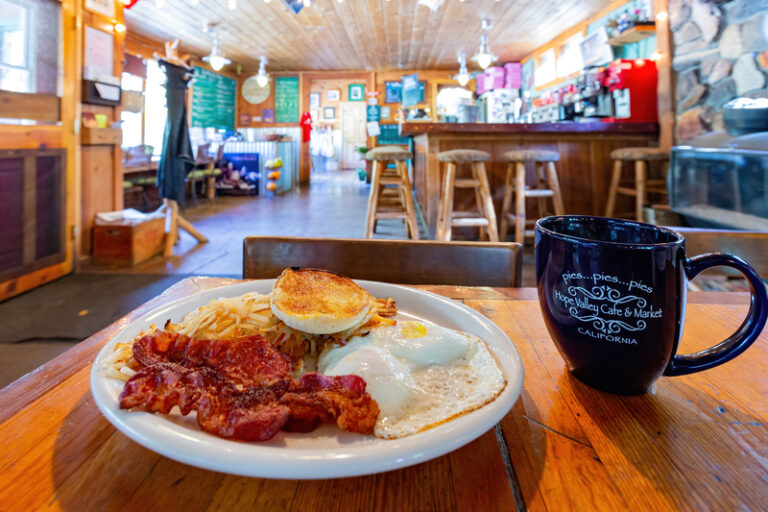 Who makes the best egg breakfast in toms river? - photo licensed by shore news network.