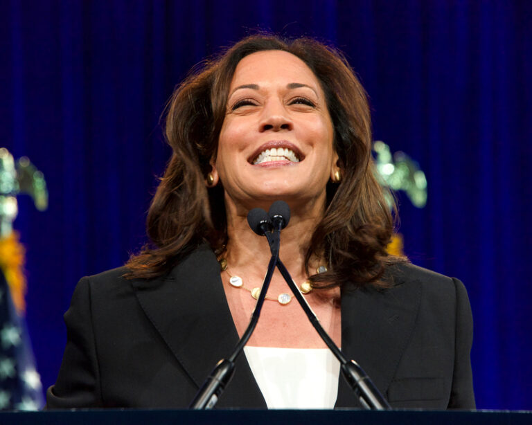 Watch as kamala harris weirdly invokes accent at black caucus dinner before quickly turning it off again - photo licensed by shore news network.