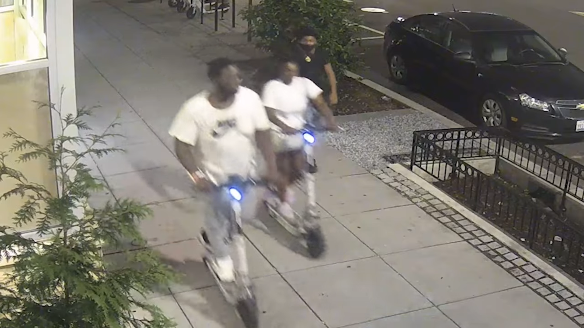 Robbery Suspects Sought After Violent Attack in D.C.