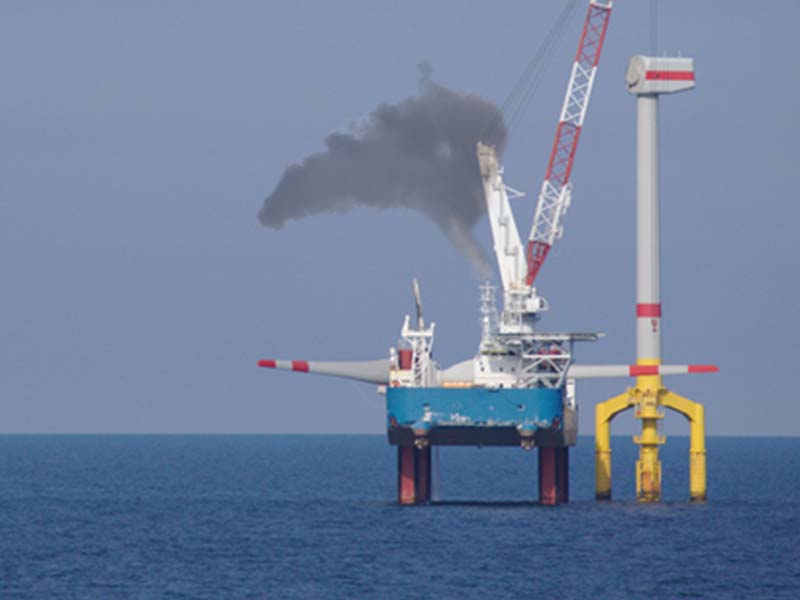 Offshore wind turbine installation with crane ID 149951372 @ Binoowa |