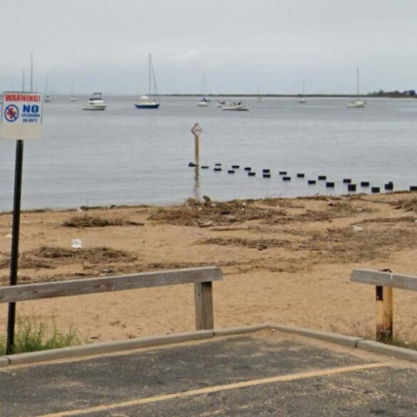 New jersey beach shut down over arsenic contamination - photo licensed by shore news network.