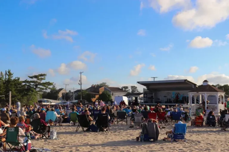Toms river to host final summer concert and fireworks at shelter cove this week - photo licensed by shore news network.