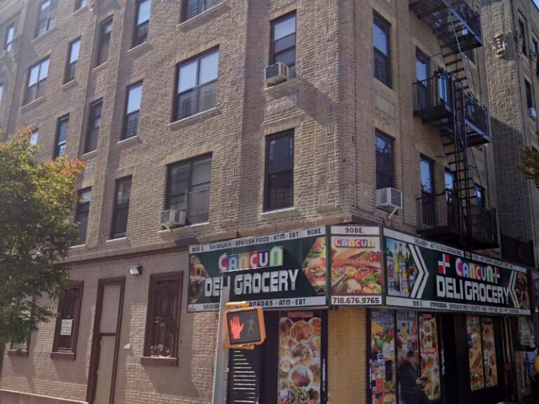 New york city cops find dead body inside apartment while executing search warrant - photo licensed by shore news network.