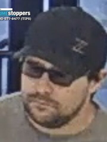 Police Seek Suspect in $27k Staten Island Macy’s Jewelry Theft Police Seek Suspect in $27k Staten Island Macy’s Jewelry Theft