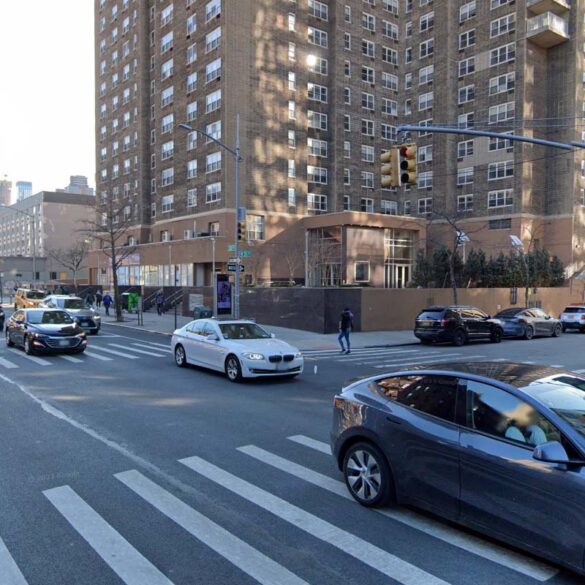 Teen wounded in hell's kitchen shooting, suspect at large - photo licensed by shore news network.