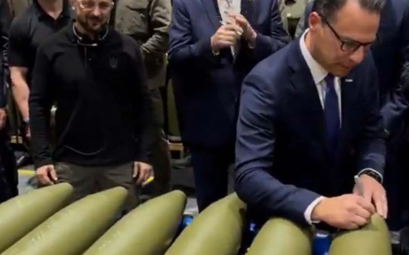 Pennsylvania Gov. Josh Shapiro Autographs Bomb Destined to Kill Russians on the Battlefield