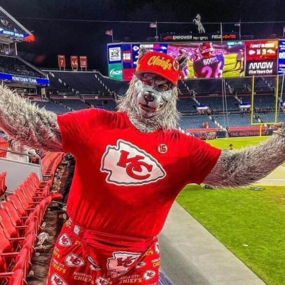 Kansas city chiefs fanatic ‘chiefsaholic’ sentenced to 17 ½ years for multi-state bank robbery spree - photo licensed by shore news network.