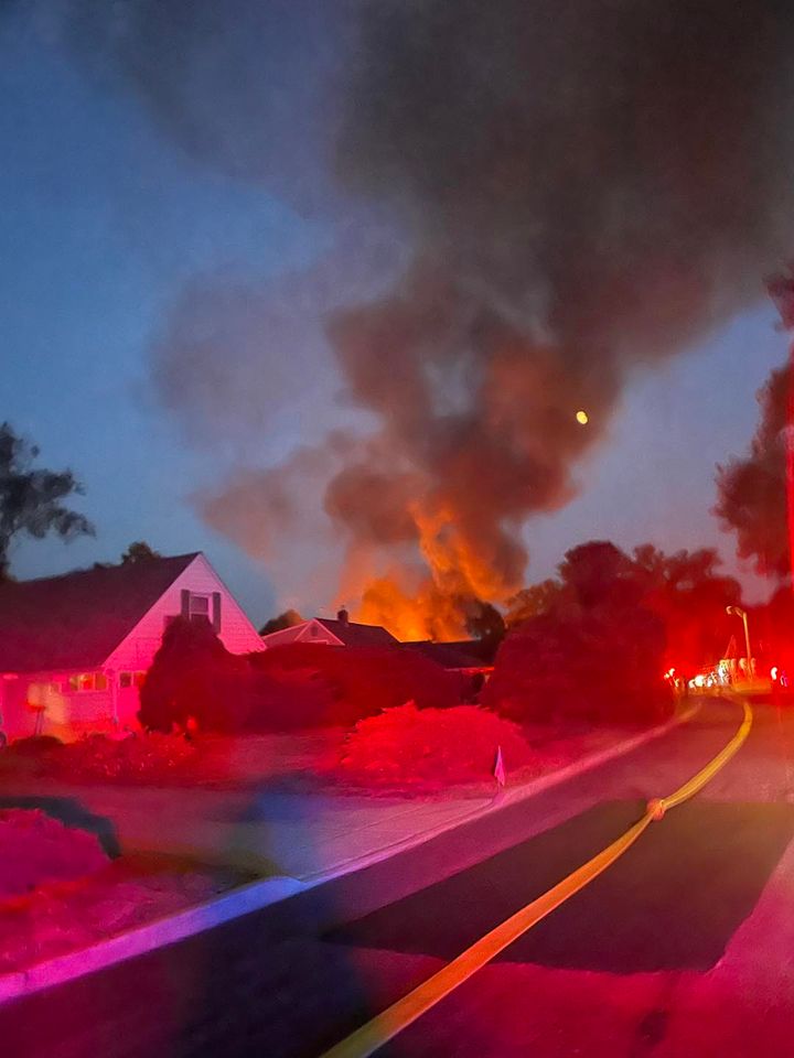 Loud explosion shakes Middletown Neighborhood, dogs rescued from home