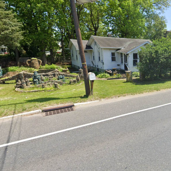 Roadside oddity continues to intrigue new jersey drivers for almost 80 years - photo licensed by shore news network.