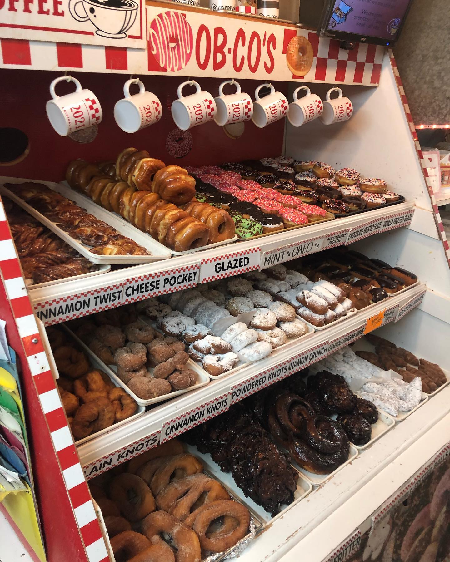Ob-Co's Donuts: A Sweet Tradition in Toms River