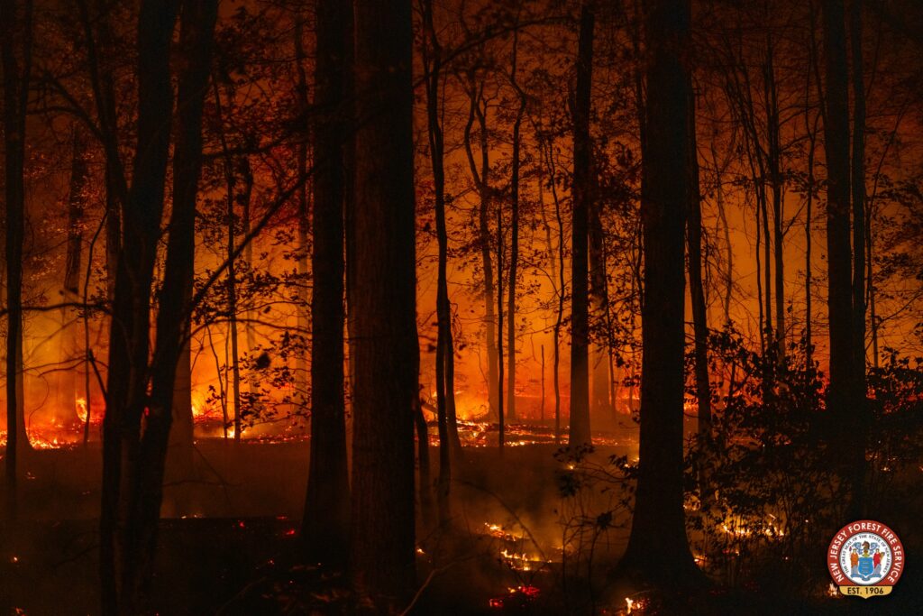 Massive North Jersey wildfire reaches 90% containment, no structures threatened