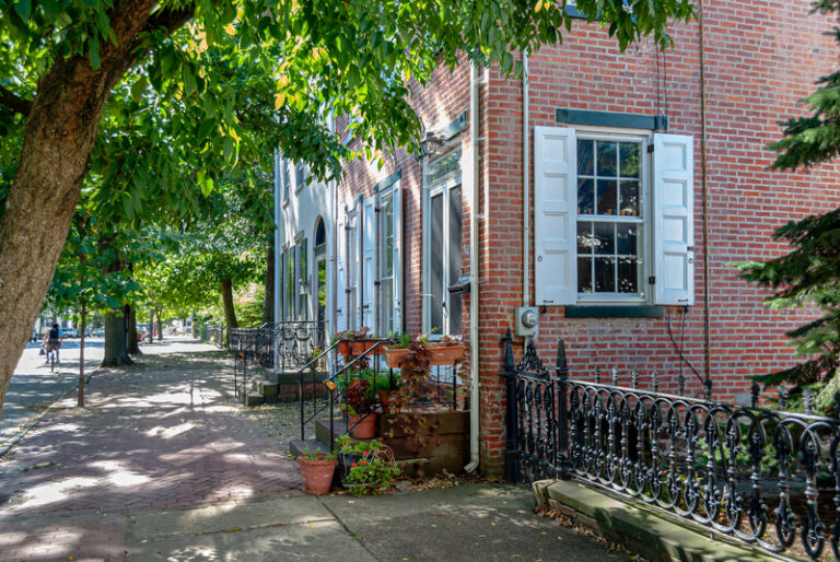 Five Reasons Why Everyone Loves Bordentown