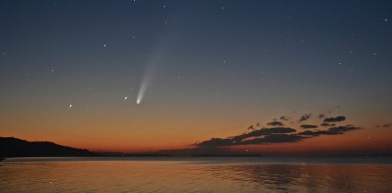 Full moon, a comet, meteor shower and jupiter highlight tonight's sky over new jersey - photo licensed by shore news network.