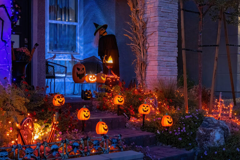 Toms river announces halloween house decorating contest - photo licensed by shore news network.