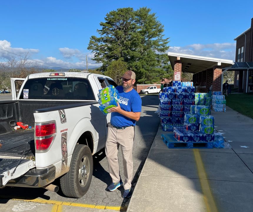 Henderson County Distributes Supplies and Meals at Resource Hubs