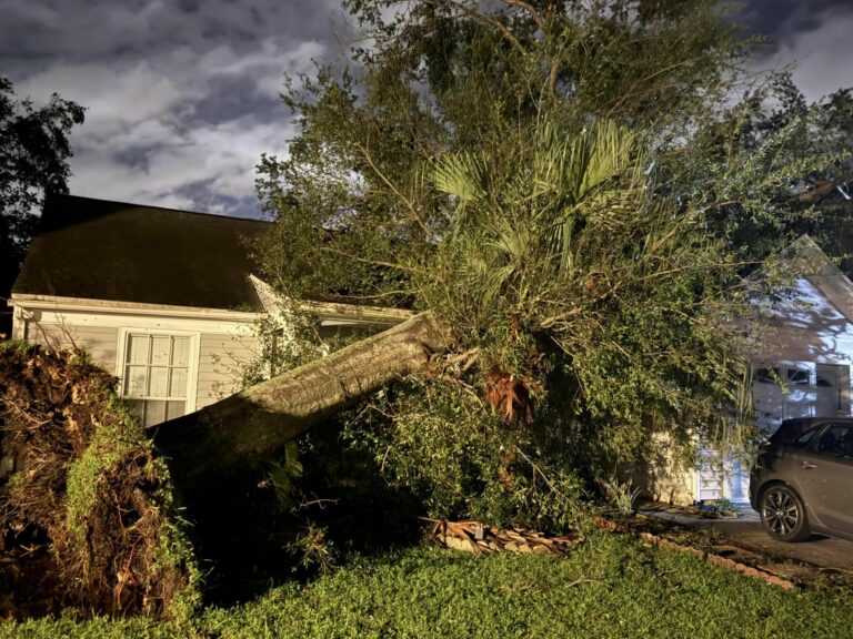 Hillsboro sheriff advises residents to stay home as cleanup begins - photo licensed by shore news network.
