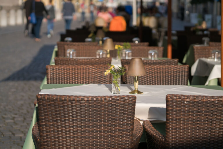 N. J. Bill seeks to extend outdoor dining for restaurants and bars - photo licensed by shore news network.