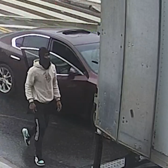 Man threatened at gunpoint in southeast d. C. Robbery - photo licensed by shore news network.