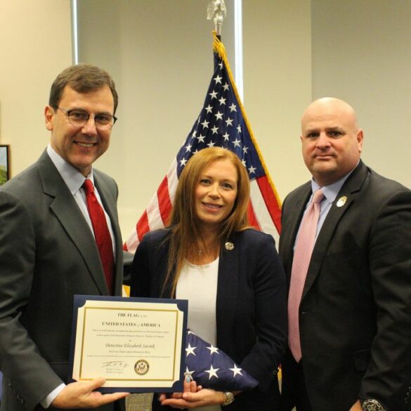 Detective elizabeth savnik honored as "law enforcement hometown hero" - photo licensed by shore news network.